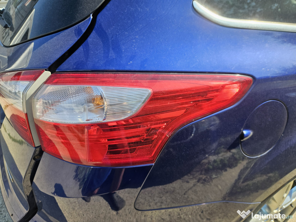 Stop dreapta aripa Ford Focus 3 Break 2015