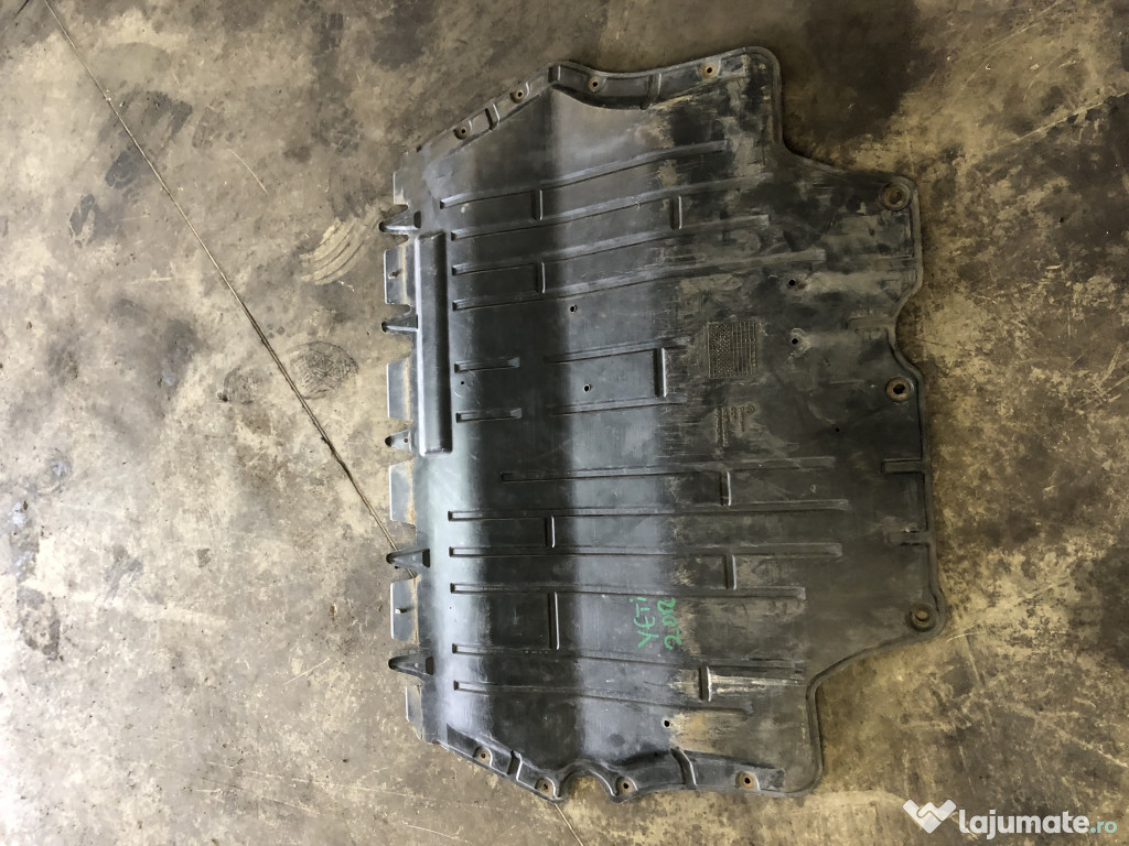 Scut motor plastic Skoda Yeti 2012