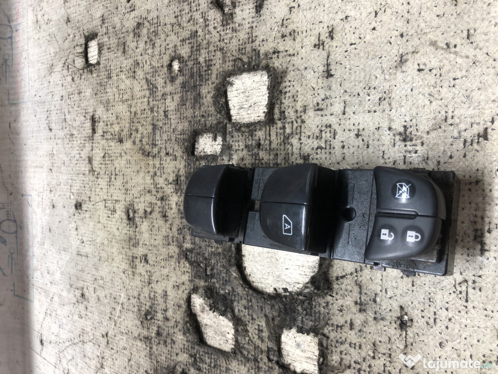 Butoane geamuri electrice Nissan Qashqai 2015