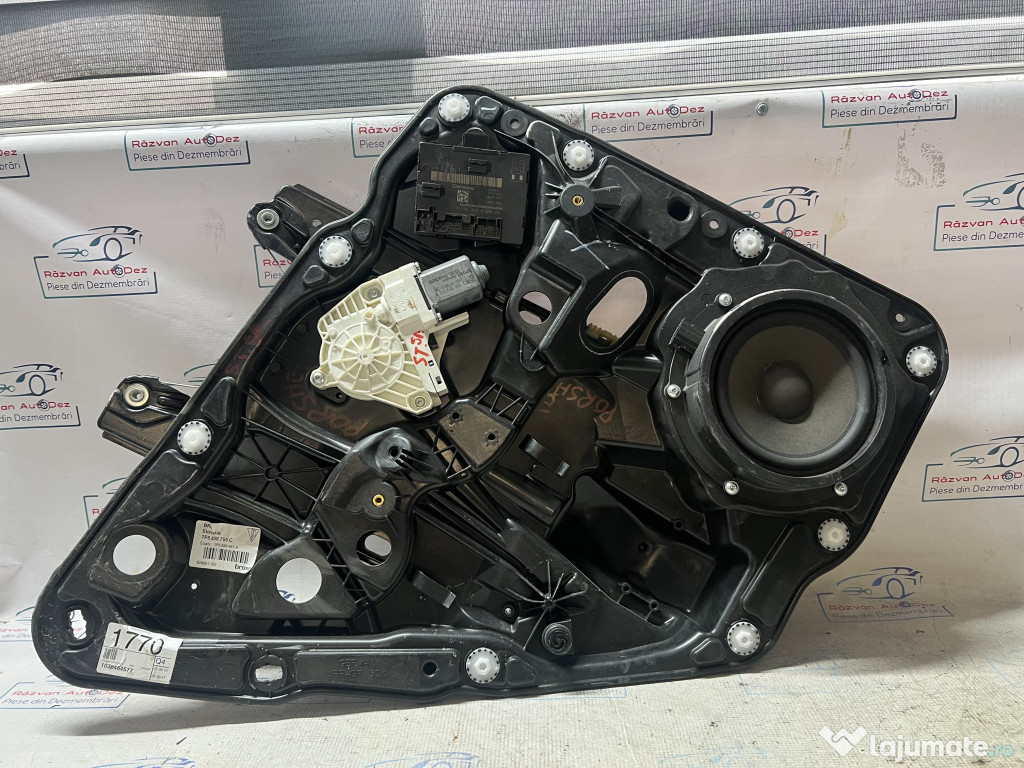 Macara geam stanga spate Porsche Cayenne 2012