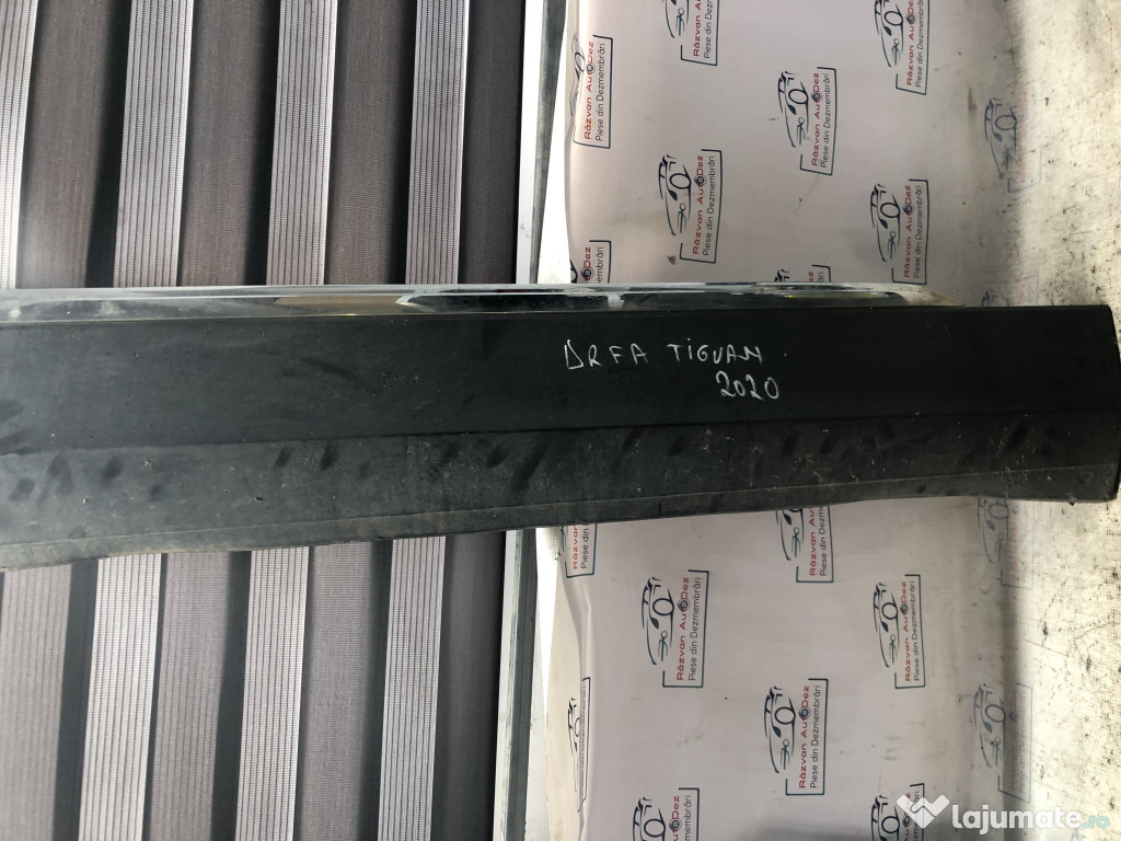 Bandou usa dreapta fata Volkswagen Tiguan 2020