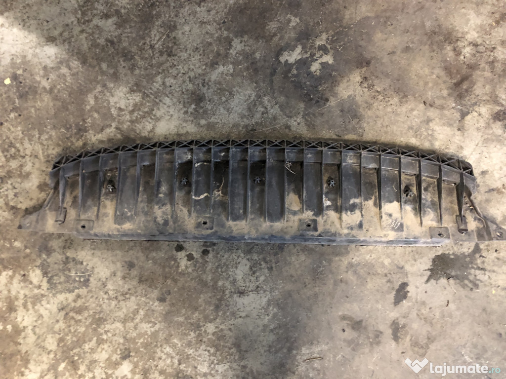 Scut bara fata Skoda Fabia 3 2015