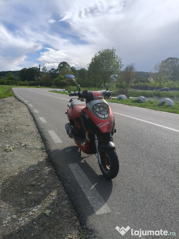 Oferta !!! Scuter JINLUN 50cc cu acte valabile