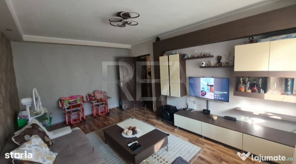 Apartament 3 camere, decomandat, 4/8, situat intre Sebastian