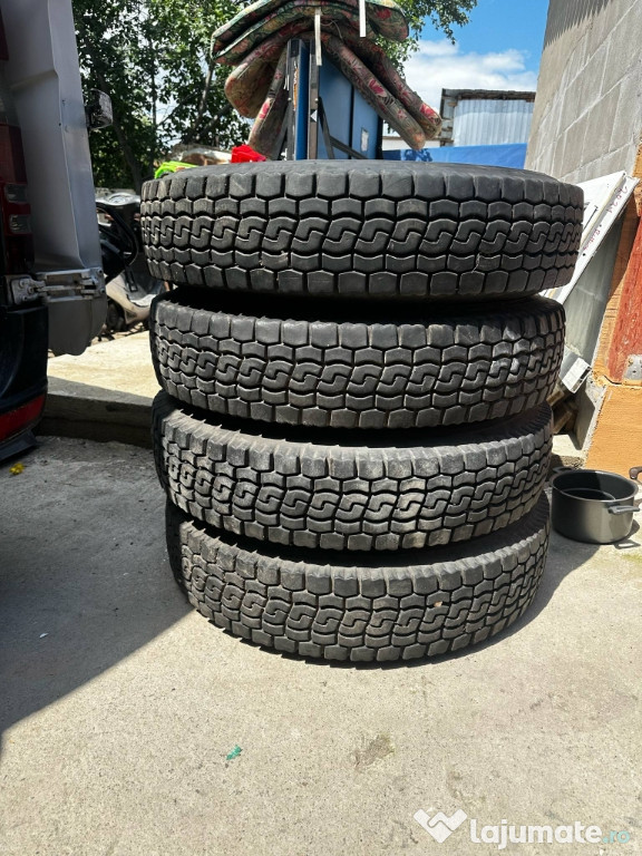 Roti de camion 19 R 22,5