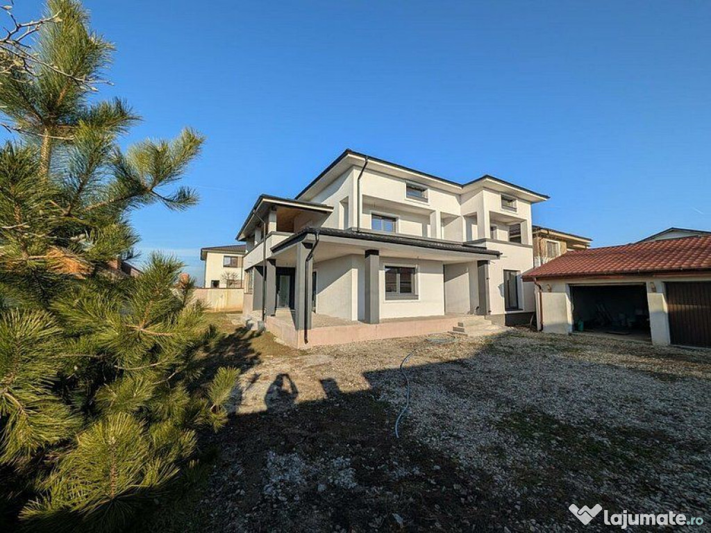 Casă Spațioasă 242 mp Utili și 600 mp Teren – Drago...