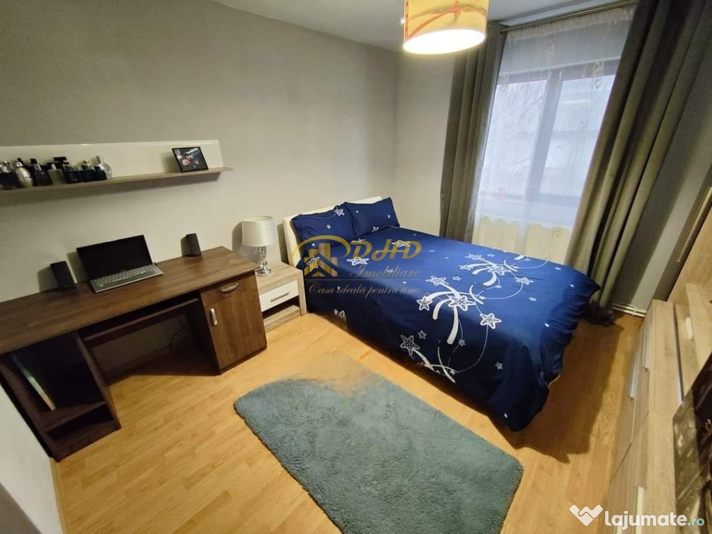 Casă 5 camere decomandate, Valea Adâncă