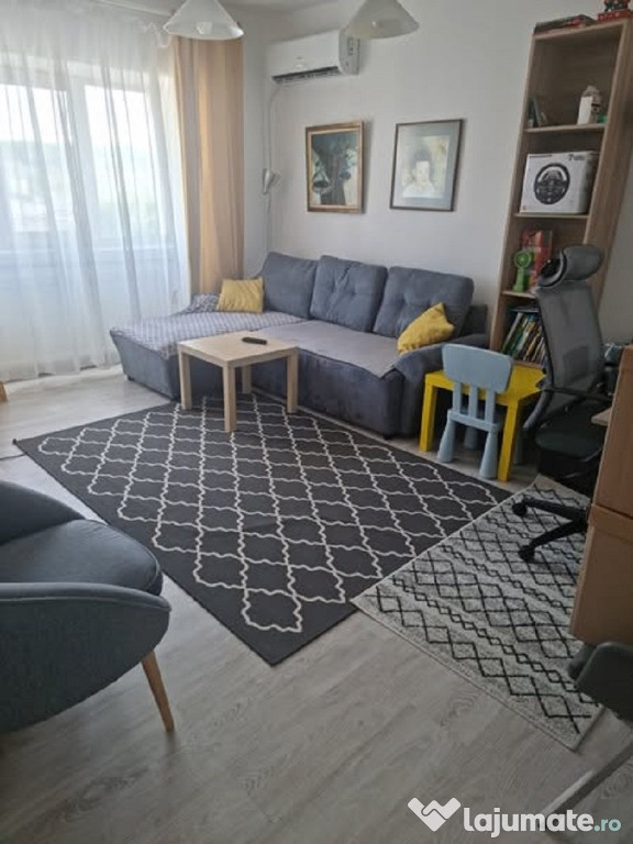 ÂPrima închiriere, apartament 3 camere decomandat, 2 băi