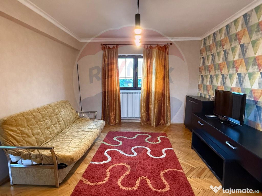 VANZARE Garsoniera cu terasa de 50mp in zona Ultracentral...