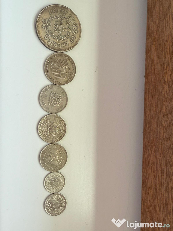 Monede de colecție .