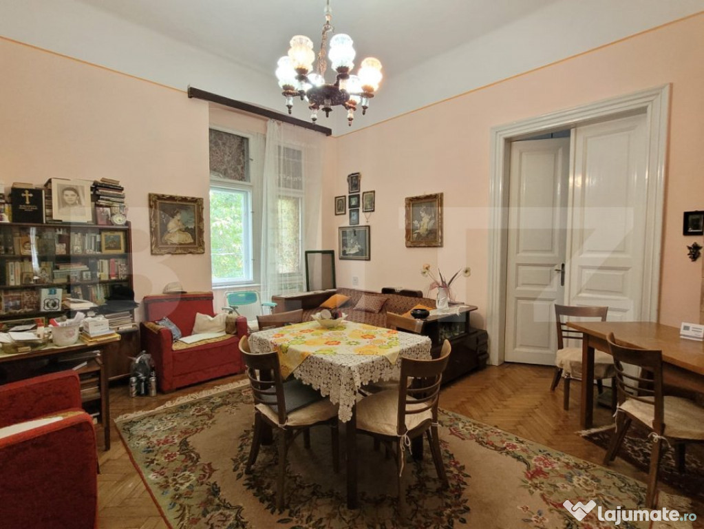Apartament 100 mp, arhitectura istorica, zona Lunei