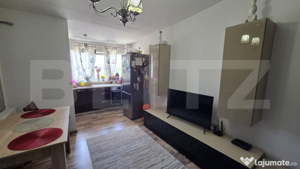 Apartament 3 camere, decomandat, mobilat si utilat - Brazda