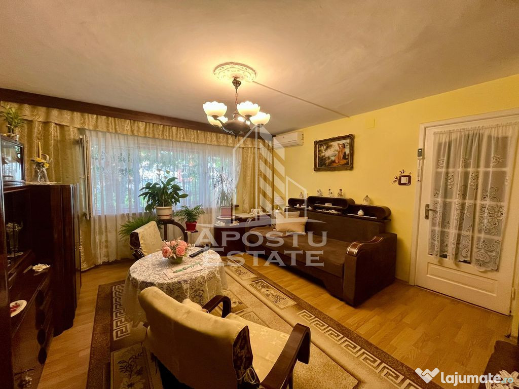Apartament 2 camere,decomandat,parter,zona Lunei
