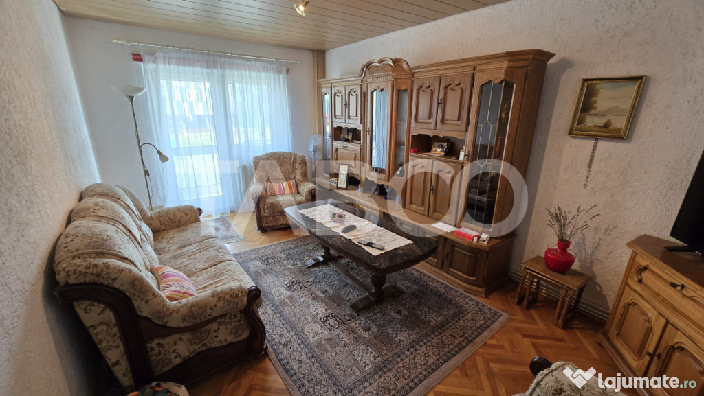 Apartament de inchiriat Central 3 camere balcon mobilat util