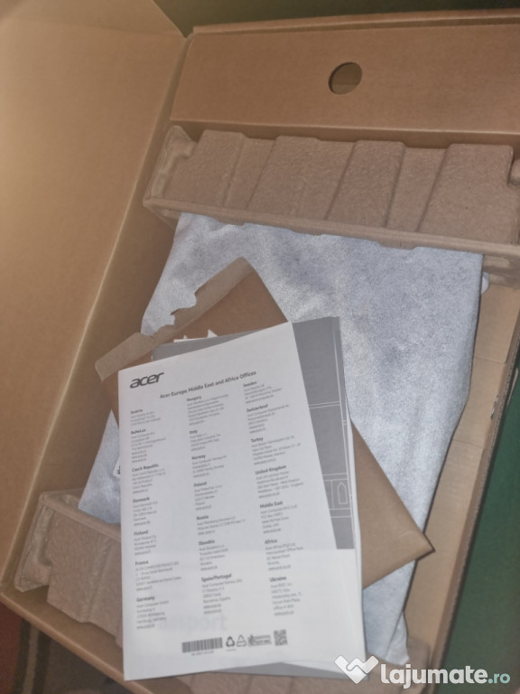 Vând laptop Acer V15 aproape nou achiziționat pe 17-04-2025