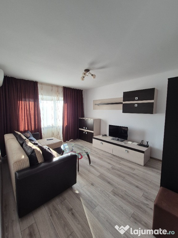 Închiriez apartament 2 camere decomandat