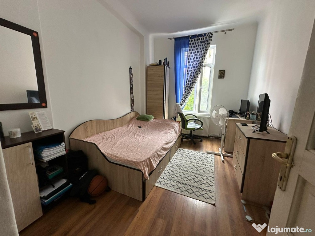Apartament 4 camere | 5 minute de Universitate