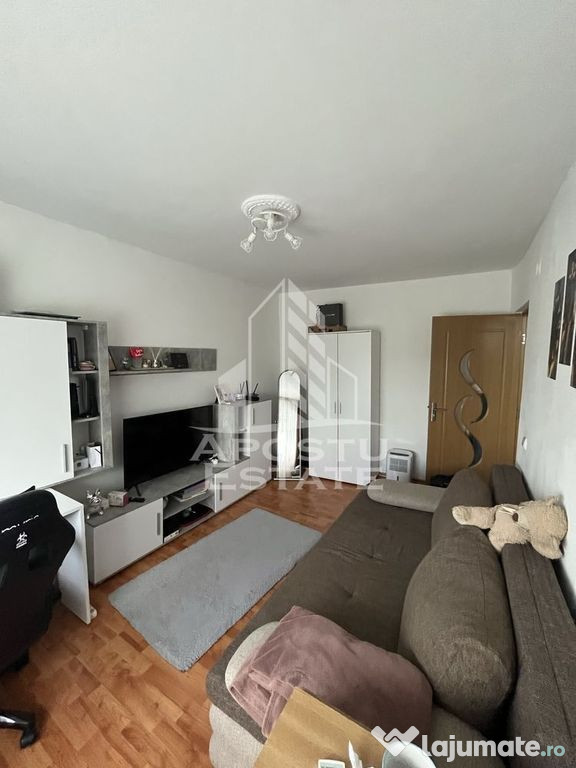 Apartament o camera,bucatarie separata,zona Telegrafului