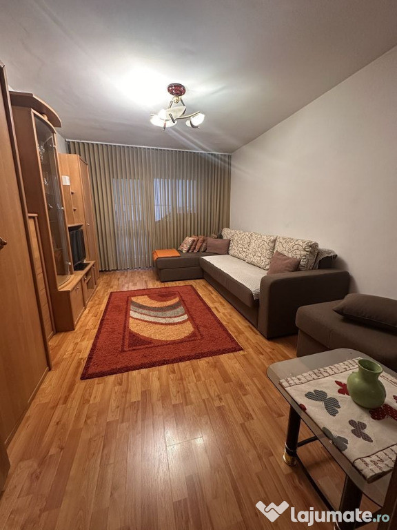 Apartament 3 camere zona BARTOLOMEU