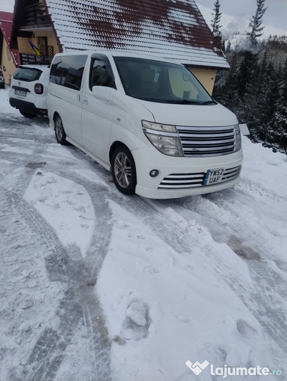 NISSAN ELGRAND sau SCHIMB