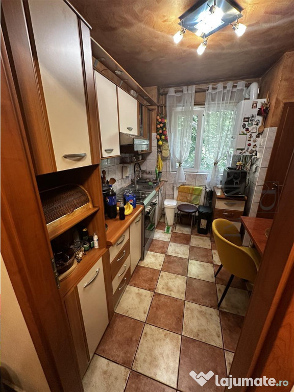 CIRCUMVALATIUNII - 4 Camere - Etaj 1 - Centrala proprie