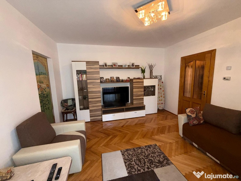 Apartament 2 camere, mobilat și utilat complet,etaj 1
