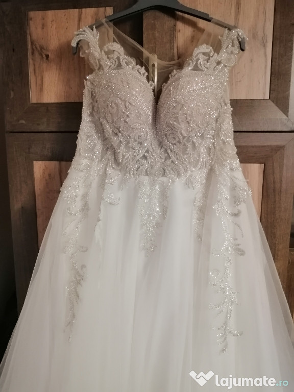 Rochie de mireasa.