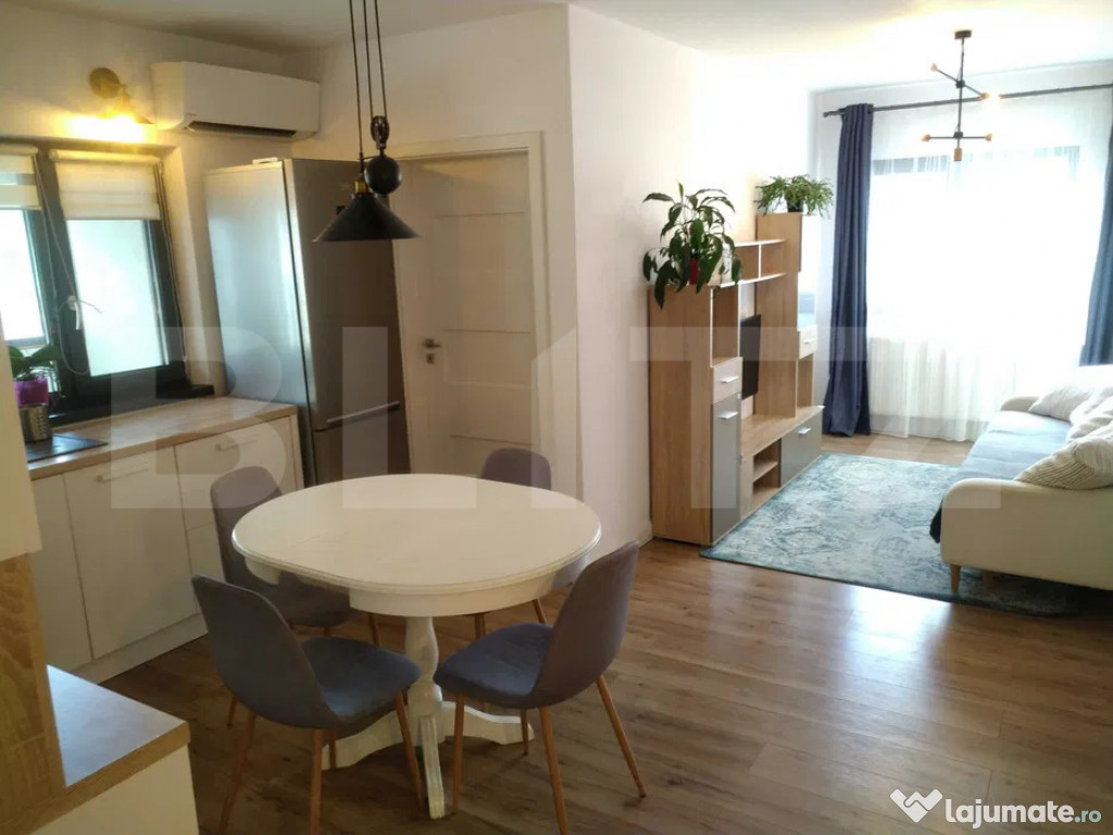 Apartament 3 camere, decomandat, parcare, zona strazii Borha