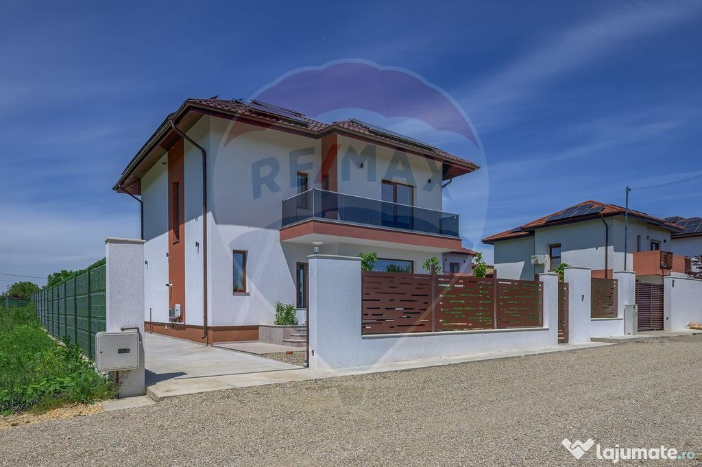 Vilă frumoasa cu 5 camere, 700 mp currte si pompa de cal...