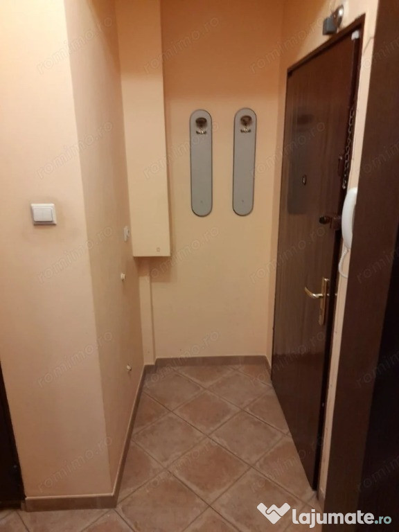 Garsoniera in zona Lipovei