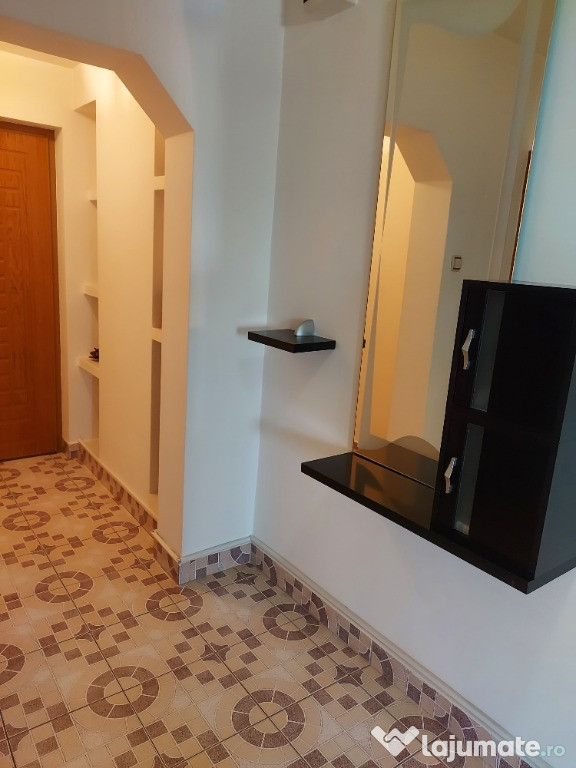 Apartament 3 camere Zona Ștefan cel Mare