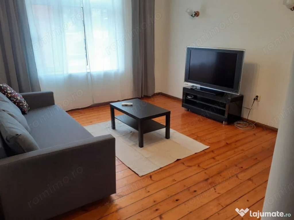 3 camere in zona Dacia