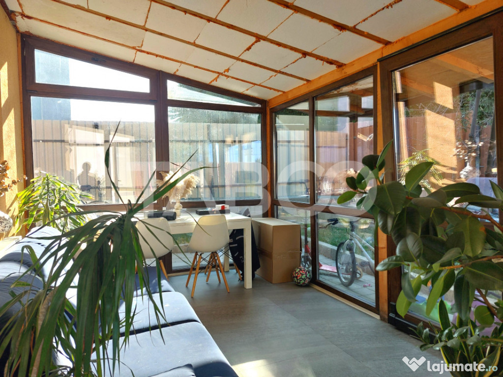 Pret avantajos-Casa si studio de vanzare 146 mpu 5 camere Ci
