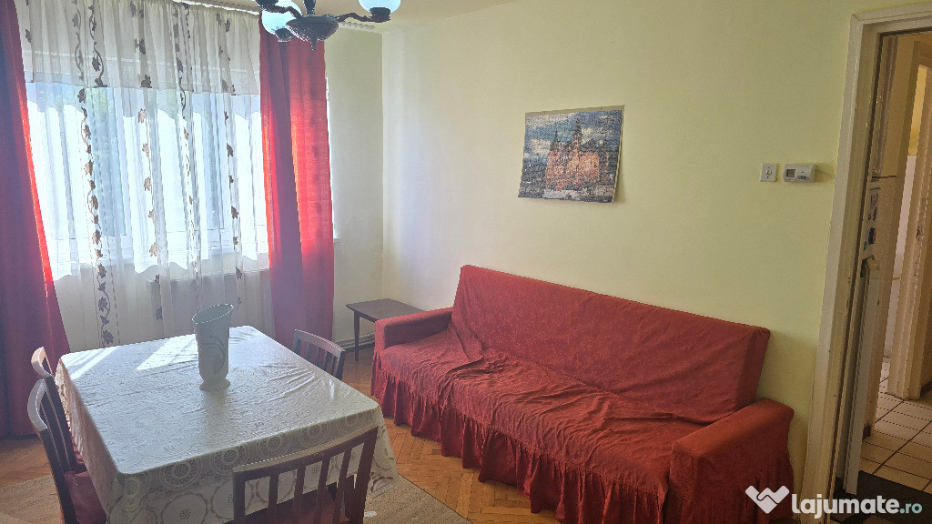 Vand apartament 2 camere in Deva, Al. Constructorilor, et. 3