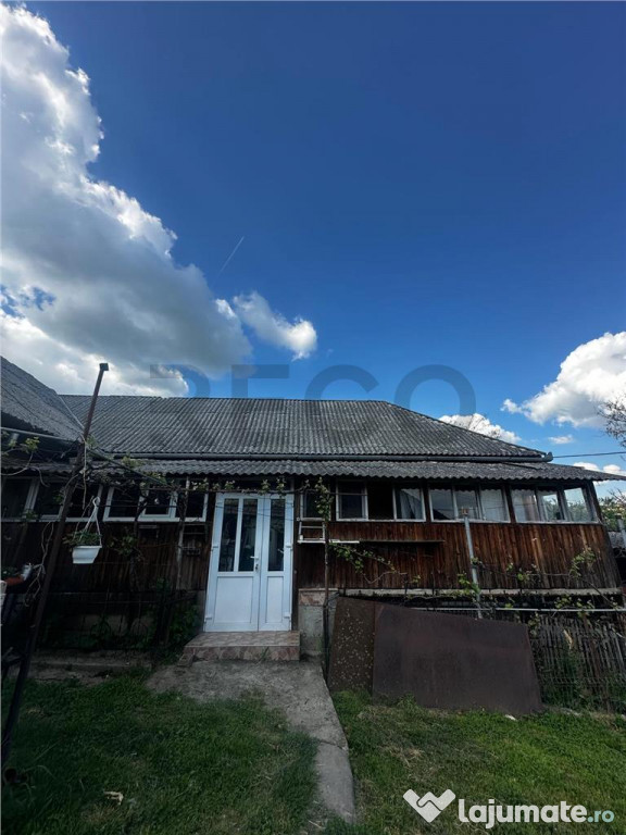 Reco Casa cu teren Lugasu de Sus, la 32 km de Oradea