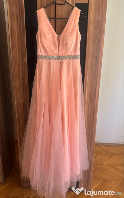 Vand rochie de ocazie