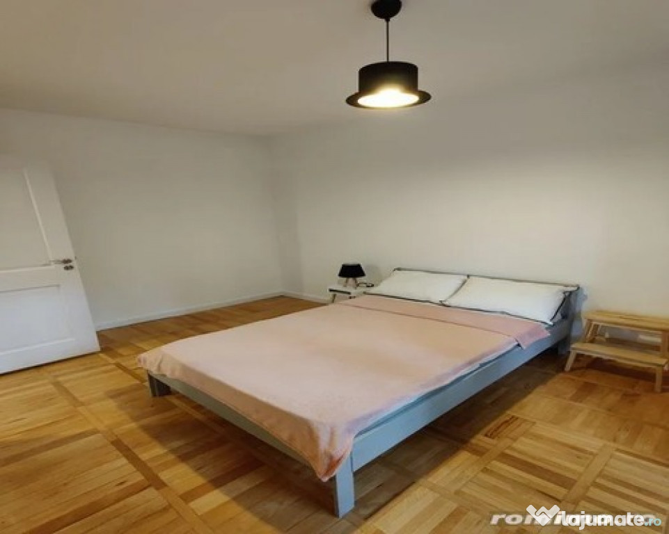 2 camere in zona Soarelui