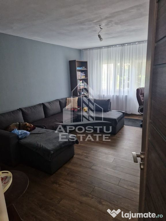 Apartament cu 2 camere, decomandat, centrala, zona Soarelui