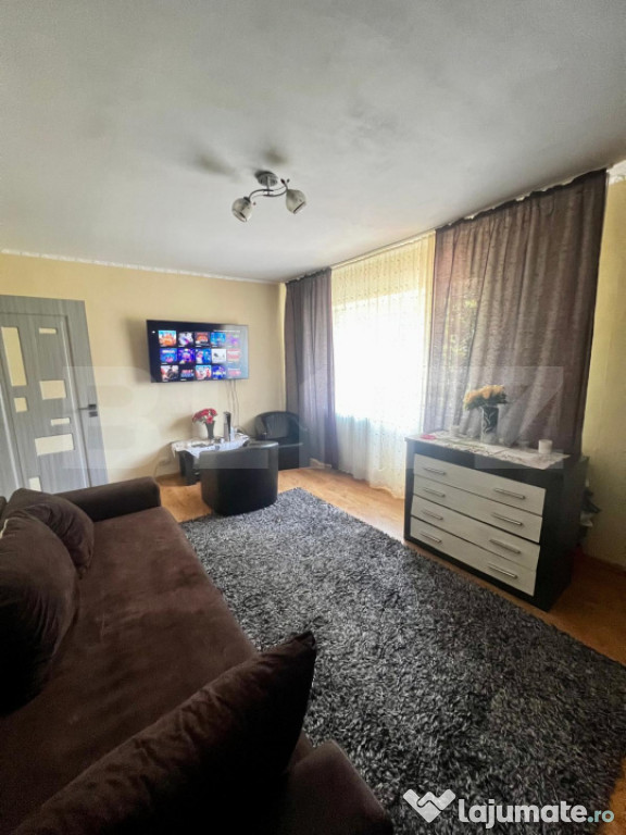 Apartament 2 camere, 54 mp, decomandat, zona Marasti