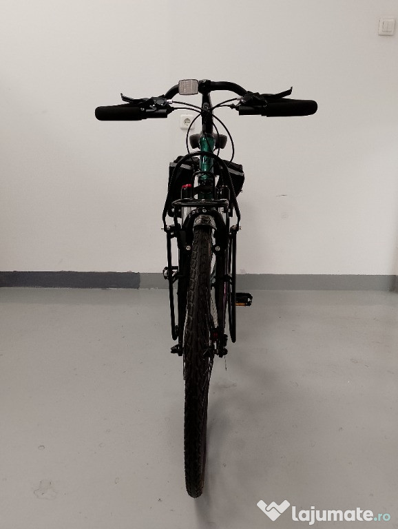 Vând bicicletă Trekking Carpat C700C