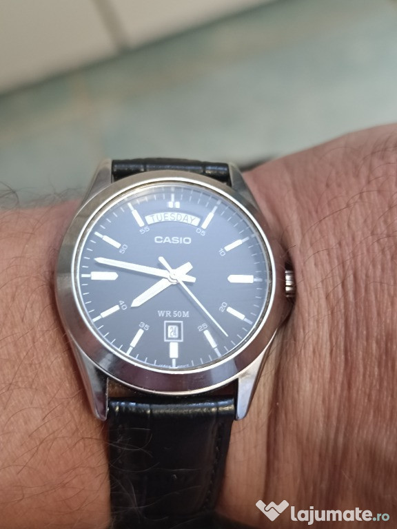 Ceas Casio Day and Date