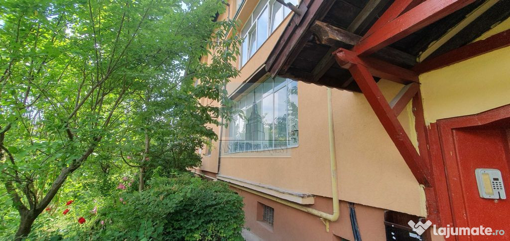 Apartament 2 camere b-dul STEFAN CEL MARE SI SFANT
