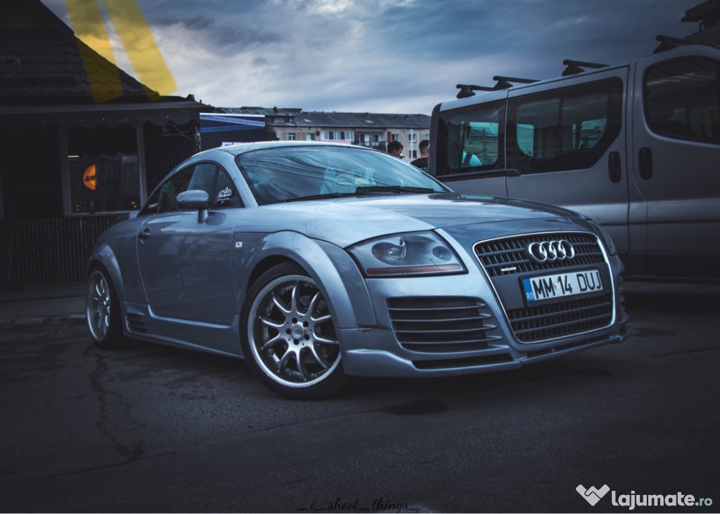 Audi TT (8N) Coupe Turbo 225 Quattro 2001 ( FULL OPTION )