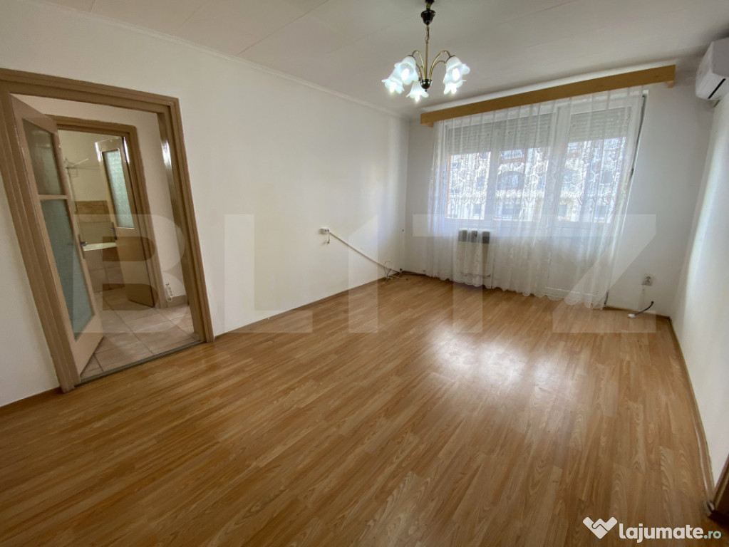 Apartament 2 camere, 45 mp, balcon, zona Centrala