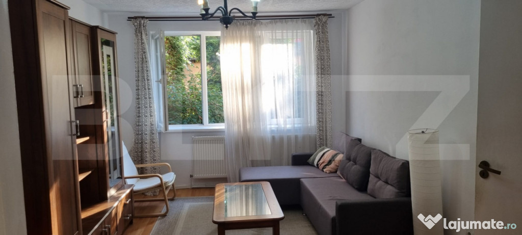 Apartament 2 camere decomandate într-un bloc izolat termic,