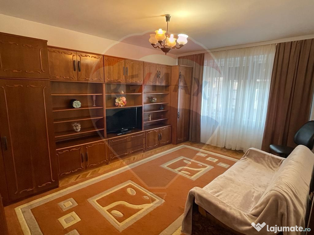 Apartament cu 2 camere de închiriat, vis-a-vis de Lotus ...