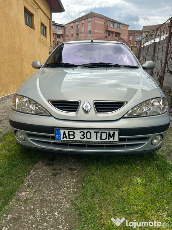 Autoturism Renault