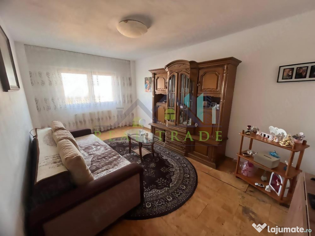 Apartament 3 camere decomandat Astra