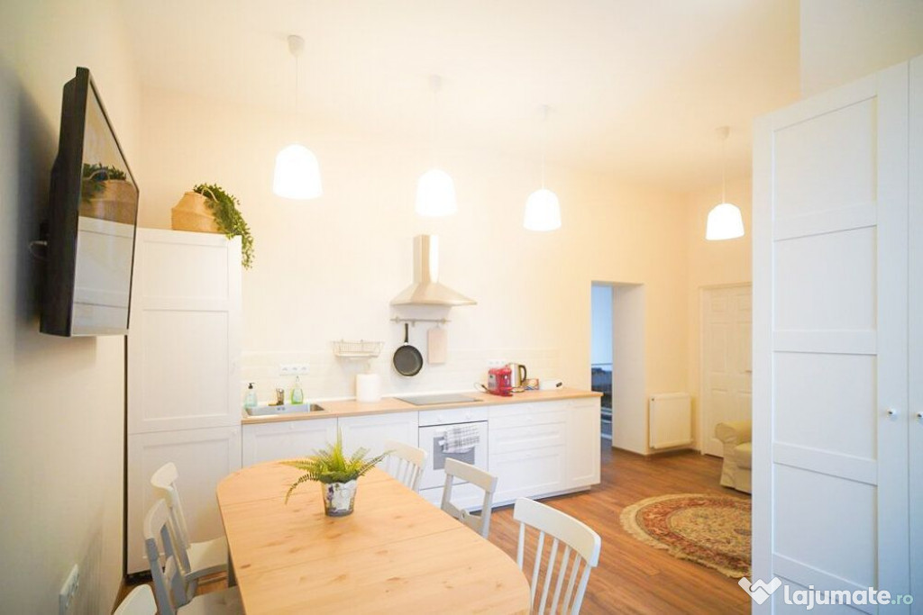 Apartament ultracentral, 2 dormitoare, 58 mp. 120 000 E. ...