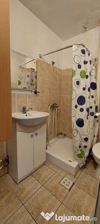Garsonieră de vânzare – Podu Roș, lângă Kaufland | Ideală pentru inves